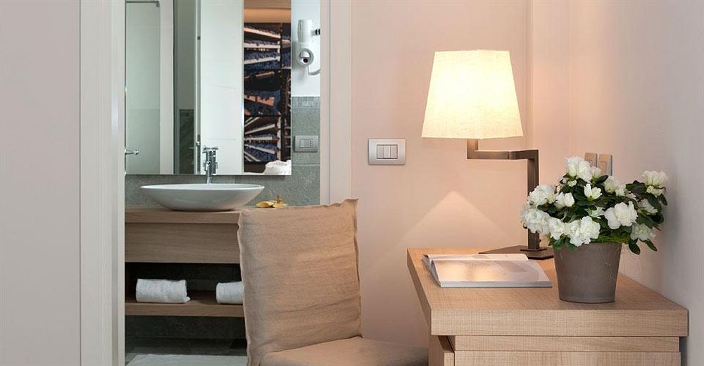 Wine Hotel Retici Balzi Poggiridenti Eksteriør billede